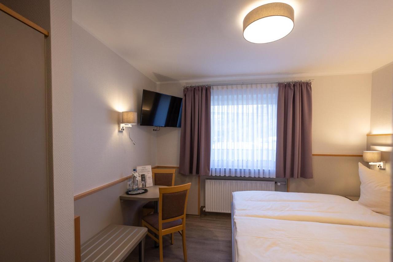 Stadt-Gut-Hotel Siegboot Siegen Exterior foto
